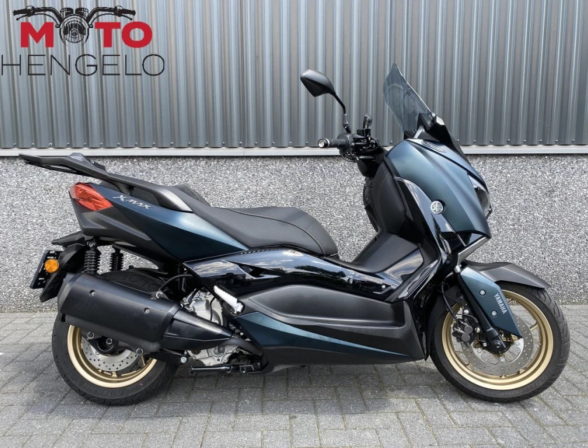 Yamaha X-MAX 300 TECH MAX