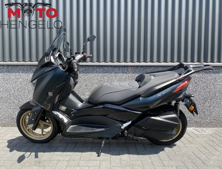 Yamaha X-MAX 300 TECH MAX