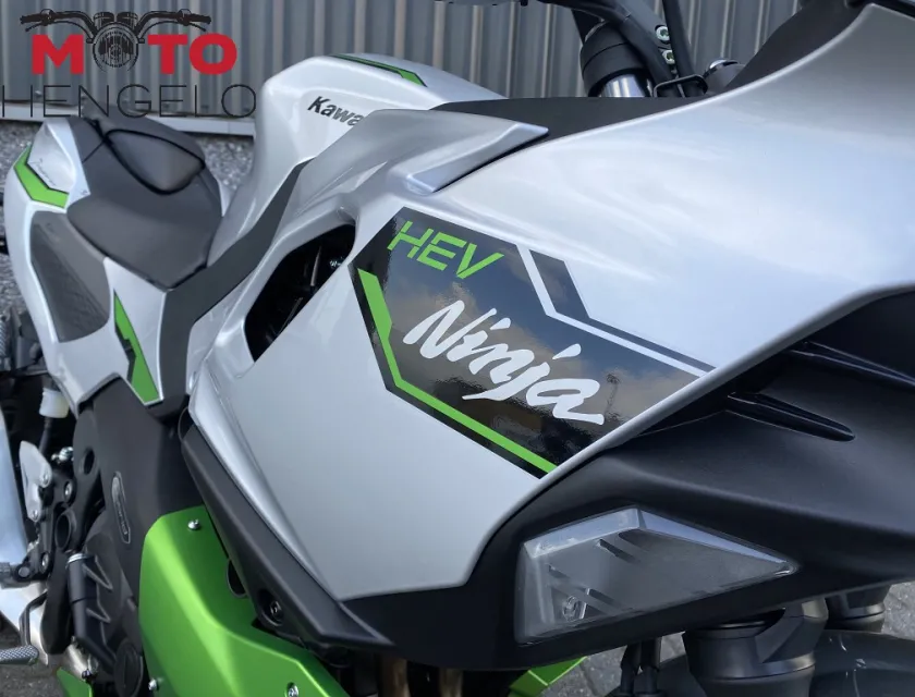 Kawasaki NINJA 7 HYBRID