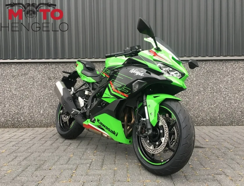 Kawasaki NINJA ZX-4RR