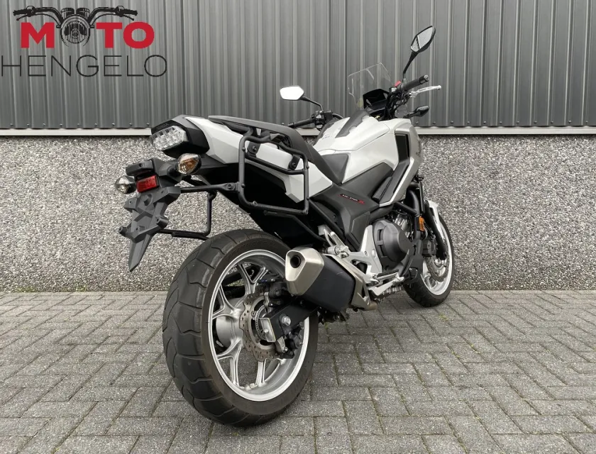 Honda NC750X DCT