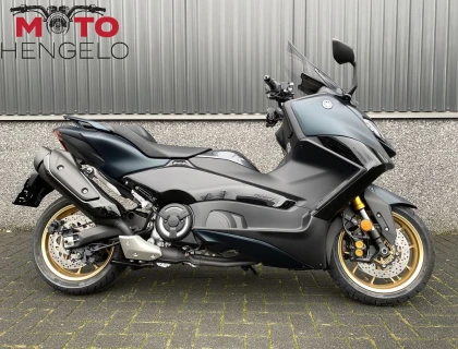 Yamaha T-MAX TECH MAX XP500A DX