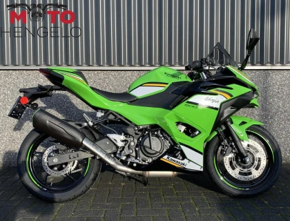 Kawasaki NINJA 500 SE PERFORMANCE 2