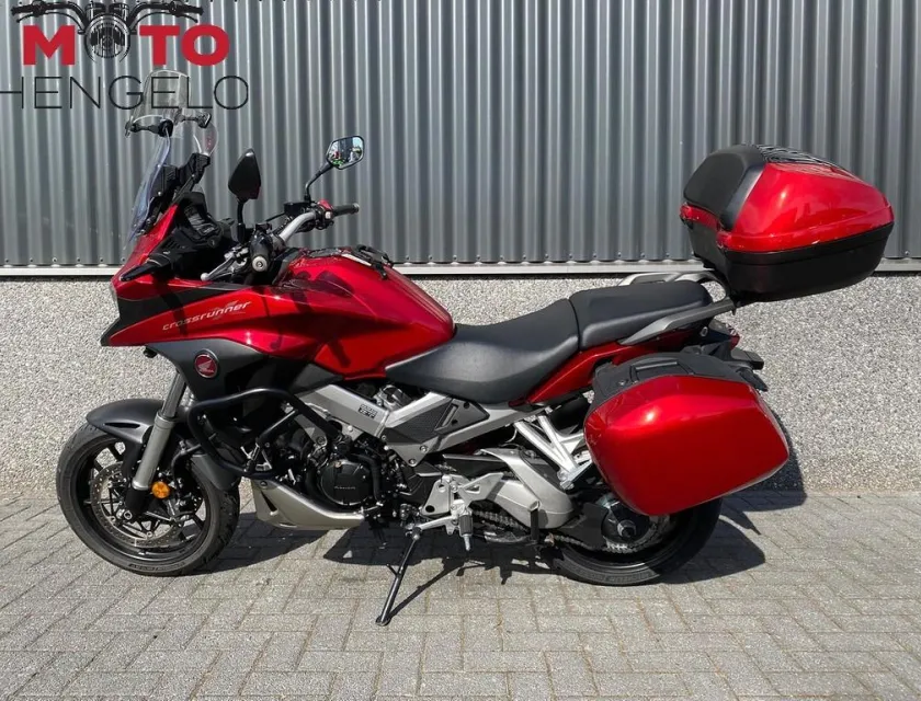 Honda VFR 800 X CROSSRUNNER