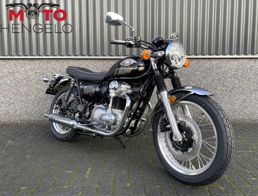 Kawasaki W800