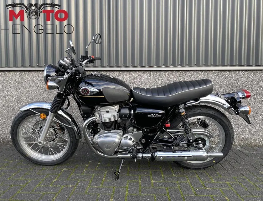 Kawasaki W800