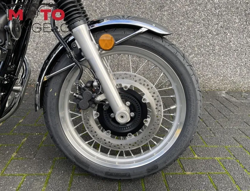 Kawasaki W800