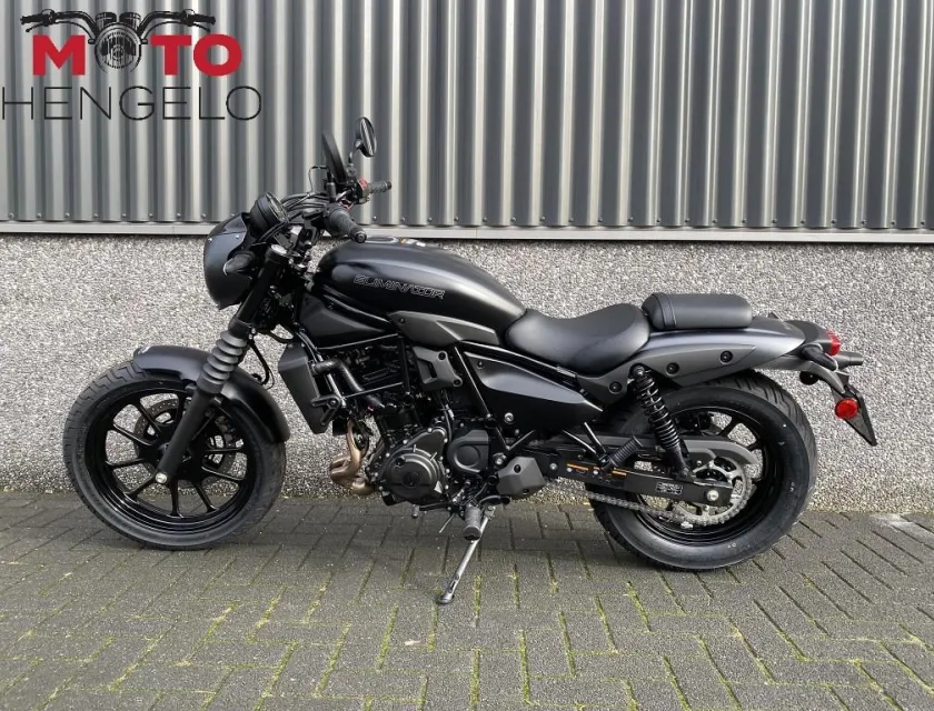 Kawasaki ELIMINATOR 500 SE DEMO