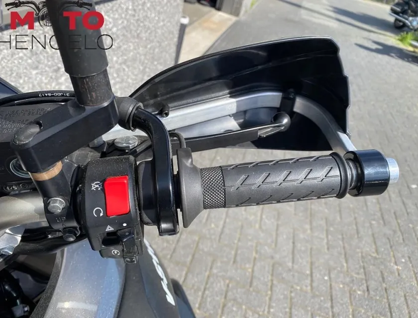 Suzuki V-STROM 1000 XTA
