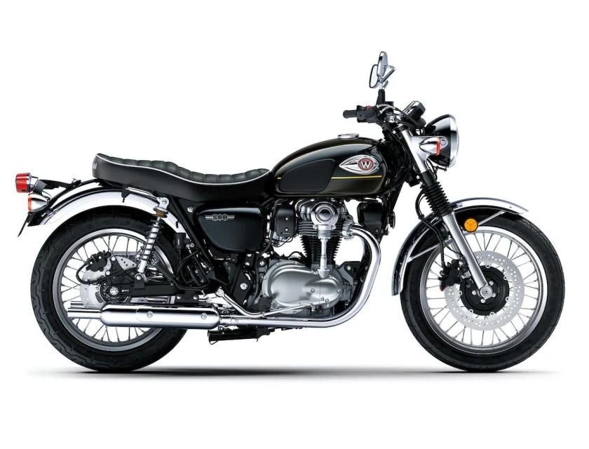 Kawasaki W800 Metallic Brilliant Golden Black / Ebony