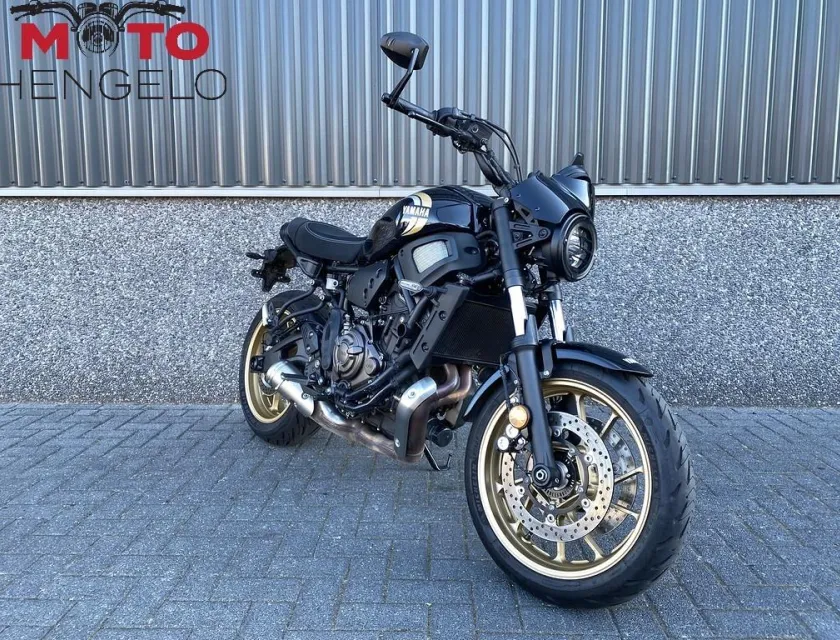 Yamaha XSR 700 ABS