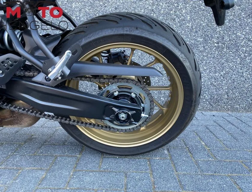 Yamaha XSR 700 ABS