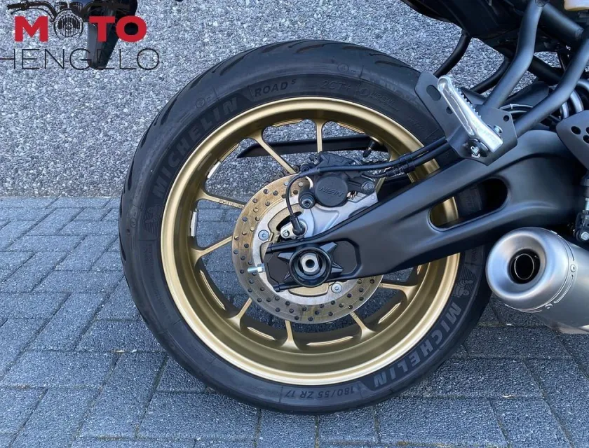 Yamaha XSR 700 ABS