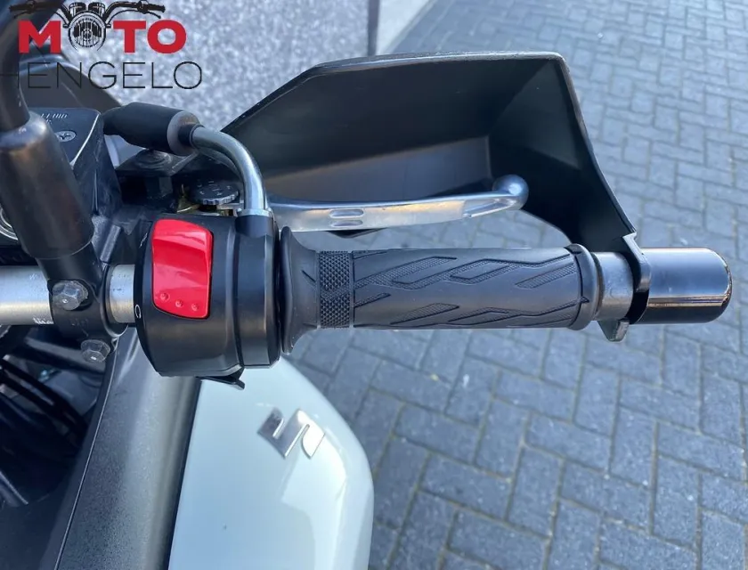 Suzuki DL 650 VSTROM ABS