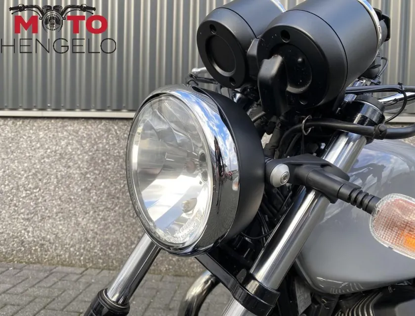 Moto Guzzi V7 III MILANO