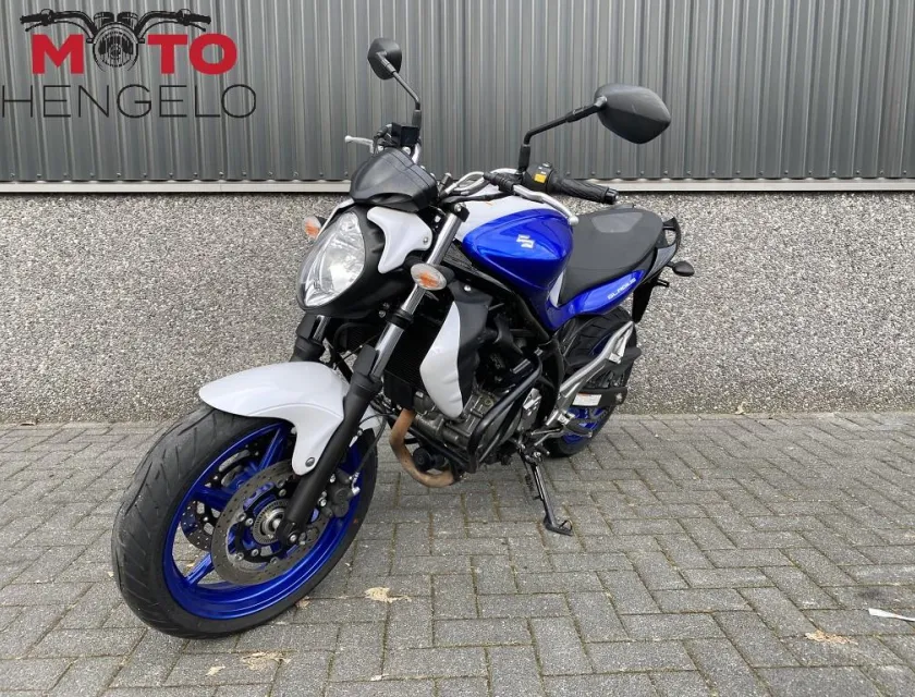 Suzuki GLADIUS ABS