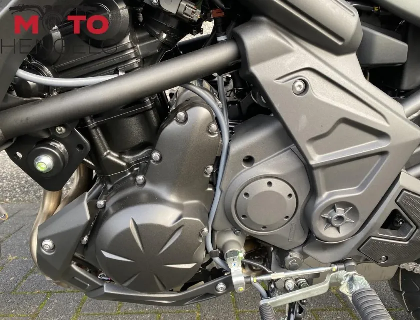 Kawasaki VERSYS 650 GRAND TOURER
