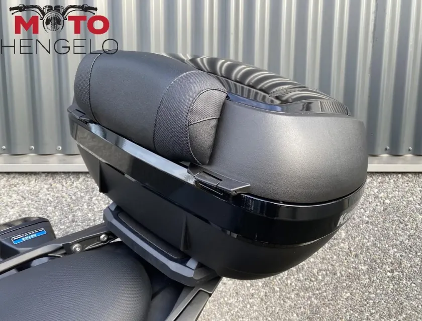 Kawasaki VERSYS 650 GRAND TOURER