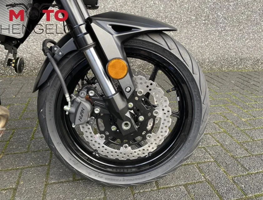 Kawasaki VERSYS 650 GRAND TOURER