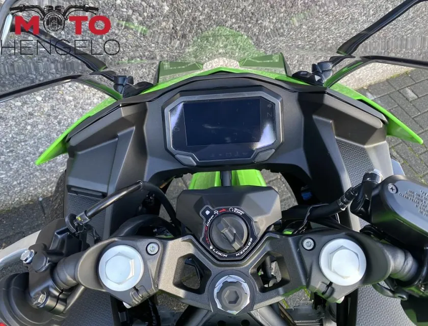 Kawasaki NINJA 500 SE