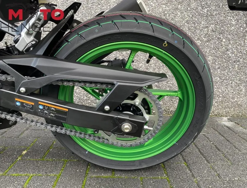 Kawasaki Z500 SE