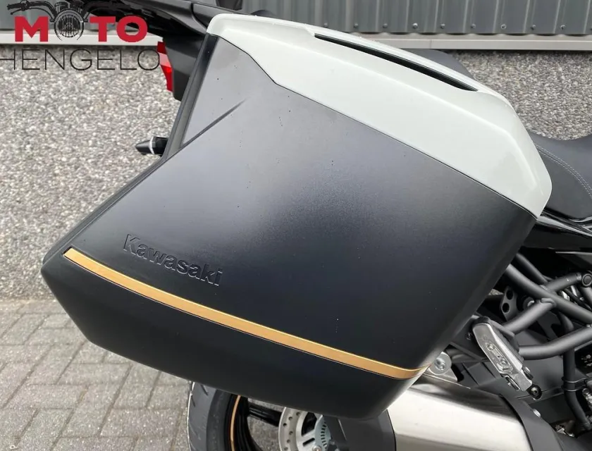 Kawasaki VERSYS 1100 SE GRAND TOURER