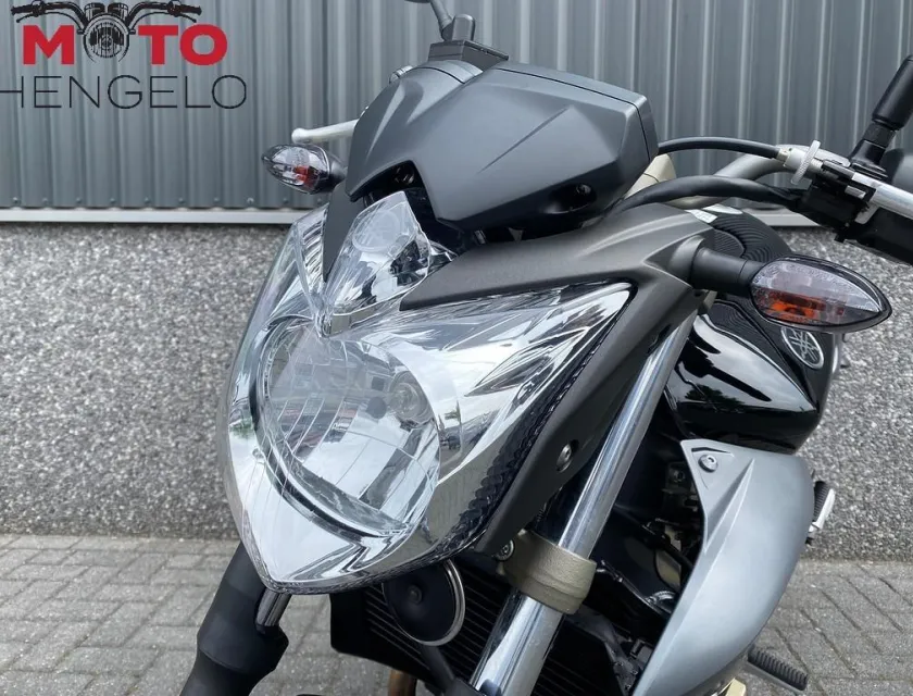 Yamaha XJ6