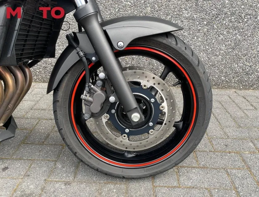 Yamaha XJ6