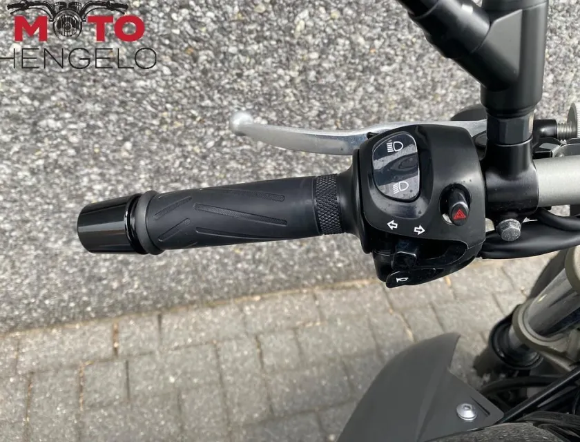 Yamaha XJ6