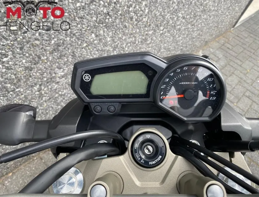 Yamaha XJ6