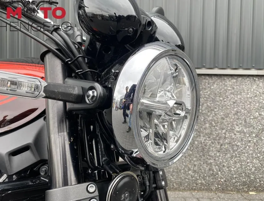 Kawasaki Z900 RS