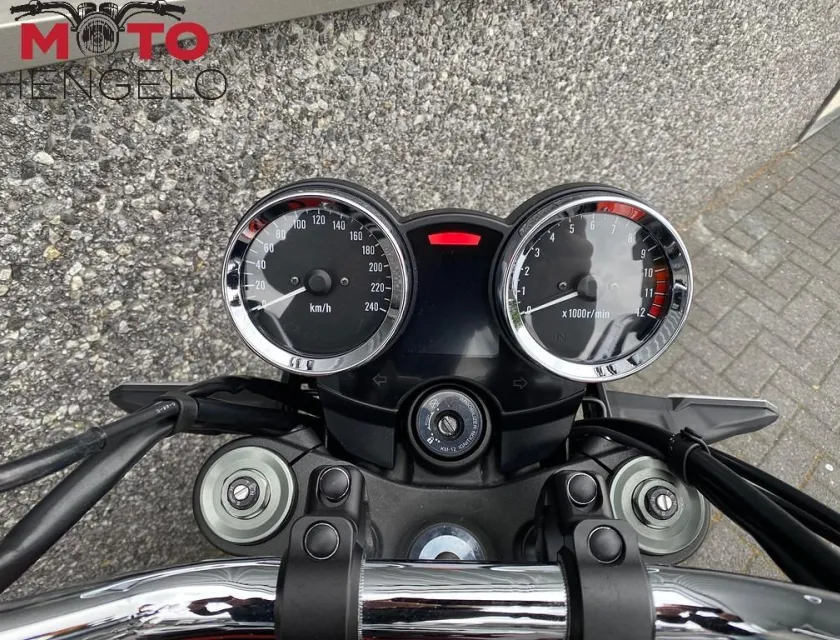 Kawasaki Z900 RS