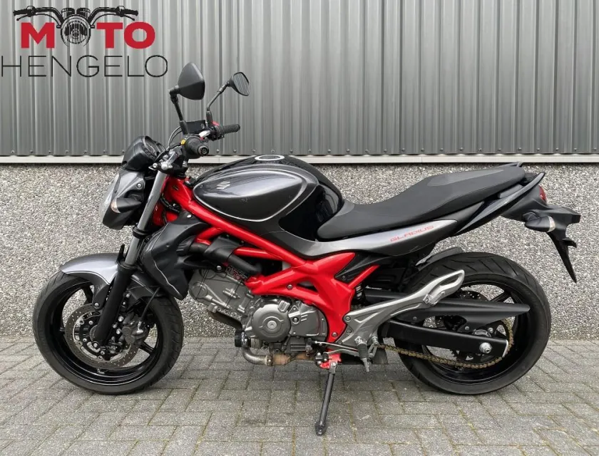 Suzuki GLADIUS ABS