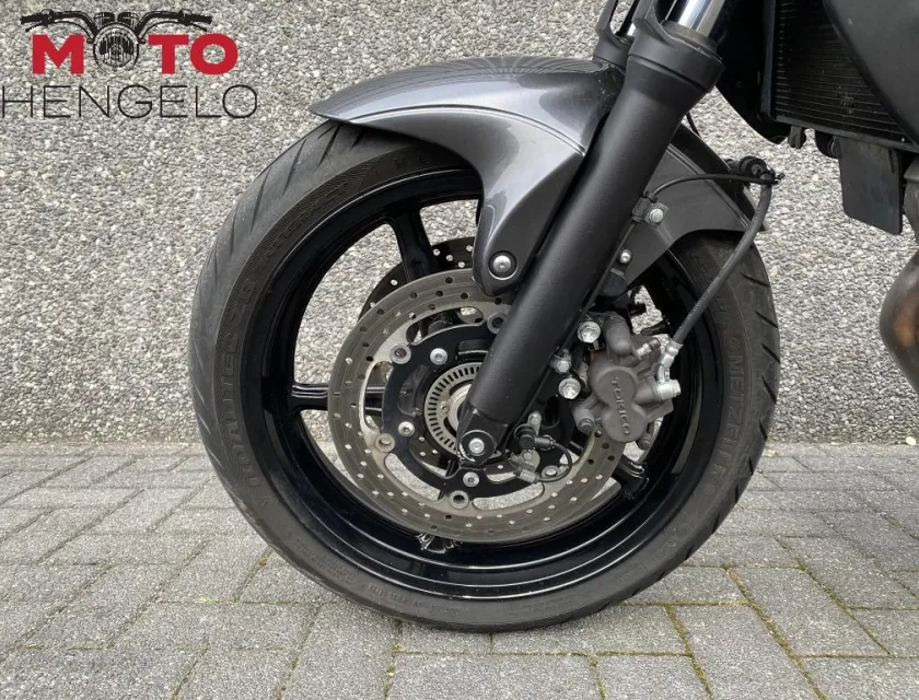 Suzuki GLADIUS ABS