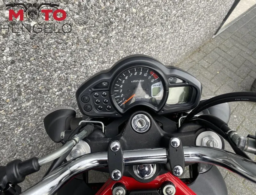 Suzuki GLADIUS ABS