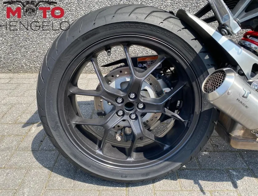 Honda CB 1000 R