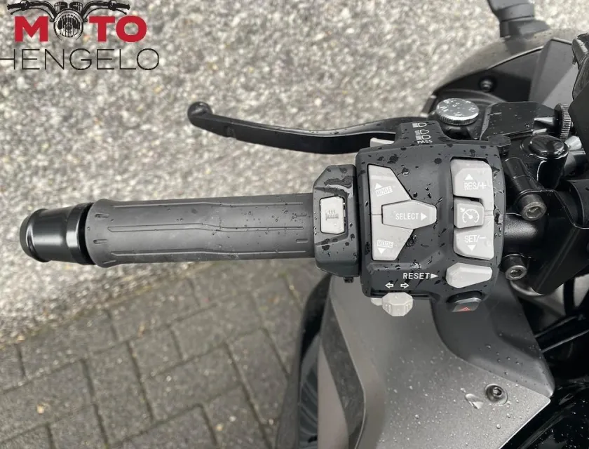 Kawasaki NINJA 1100SX SE
