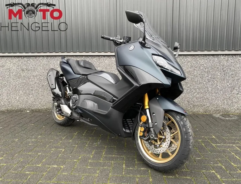 Yamaha T-MAX TECH MAX XP500A DX