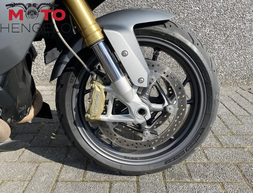 BMW R 1200 RS