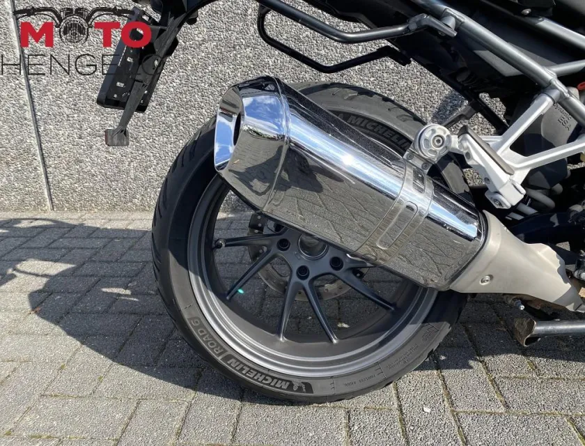 BMW R 1200 RS