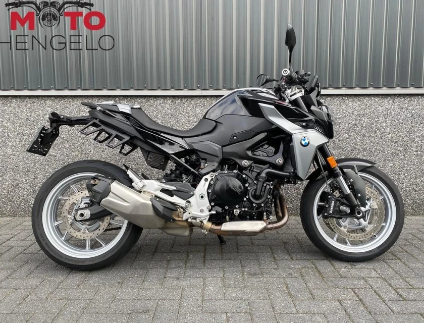 BMW F 900 R