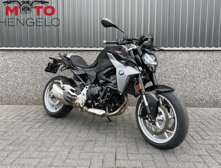 BMW F 900 R