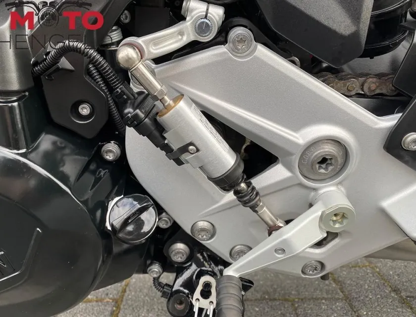 BMW F 900 R
