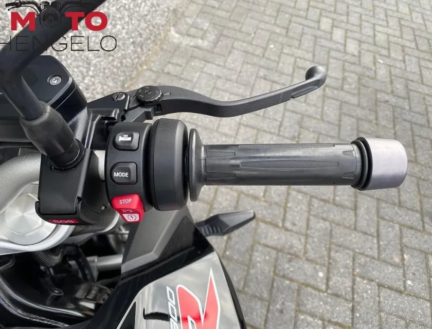 BMW F 900 R