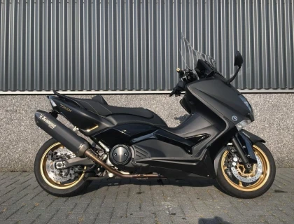 Yamaha TMAX BLACK MAX