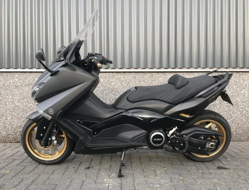 Yamaha TMAX BLACK MAX