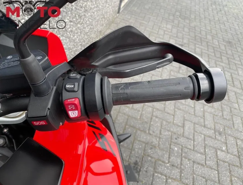 BMW S 1000 XR