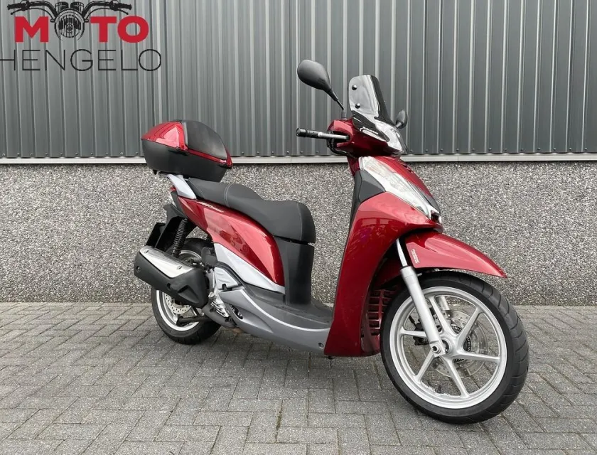 Honda SH300A