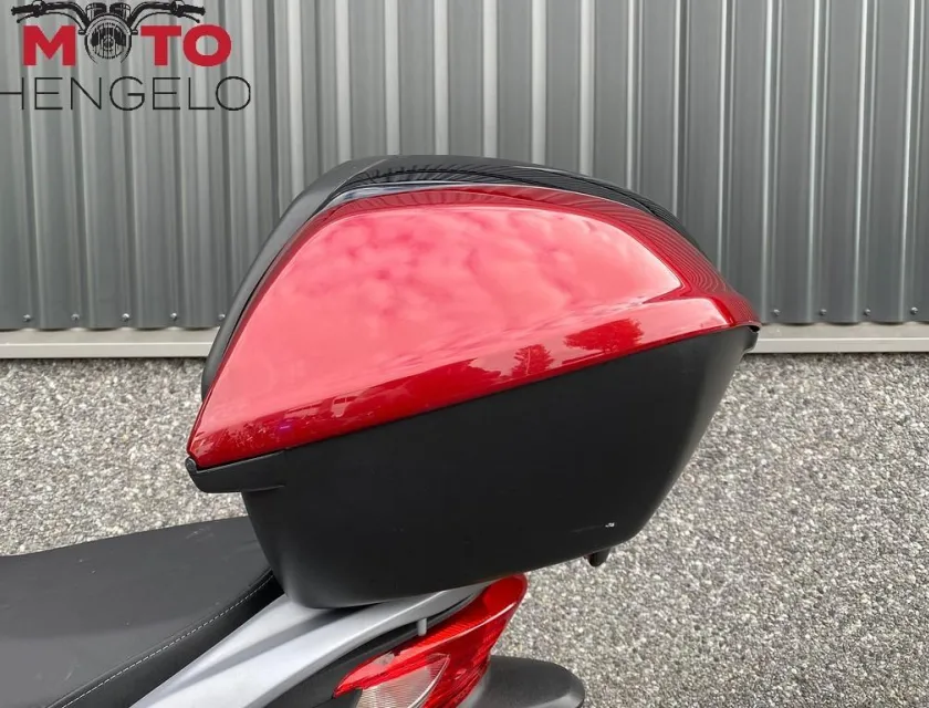 Honda SH300A