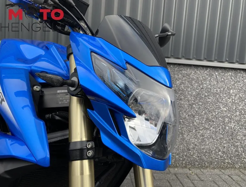 Suzuki GSR 750 ABS